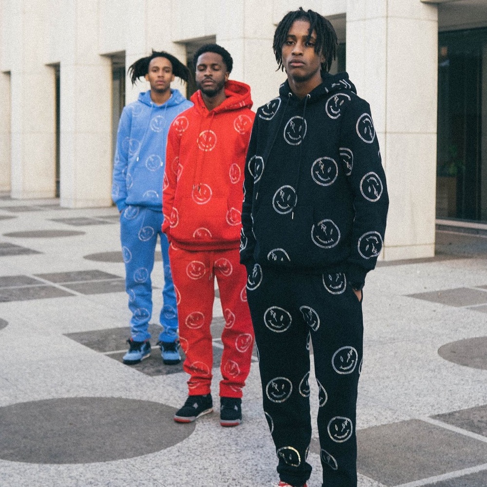 Celeb loved RETRO VERT Pink Hoodie with rhinestone Smiley Face Design - UNISEX - Picture 4 of 7